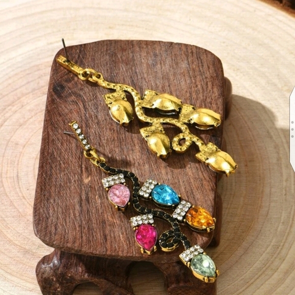 🆕🎄CHRISTMAS LIGHT BULB DROP EARRINGS - MULTI COLOURED 🎄 - Picture 3 of 3